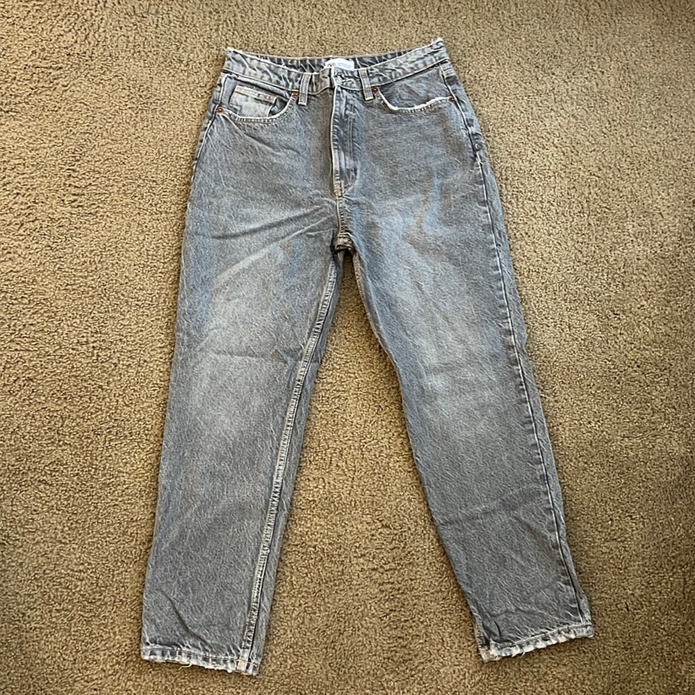 Zara Gray Mom Jeans Size 30 (US 10)